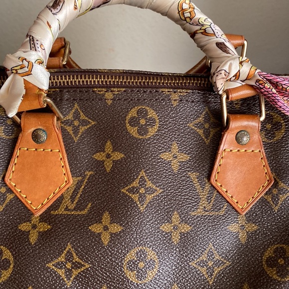 Authentic Louis Vuitton Speedy 30 Vintage Monogram LV bag satchel - Picture 8 of 15